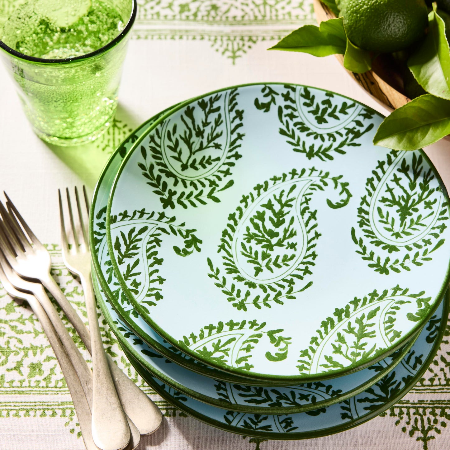 Nappe imprimée Fez verte Grace de Peter Dunham + Hudson