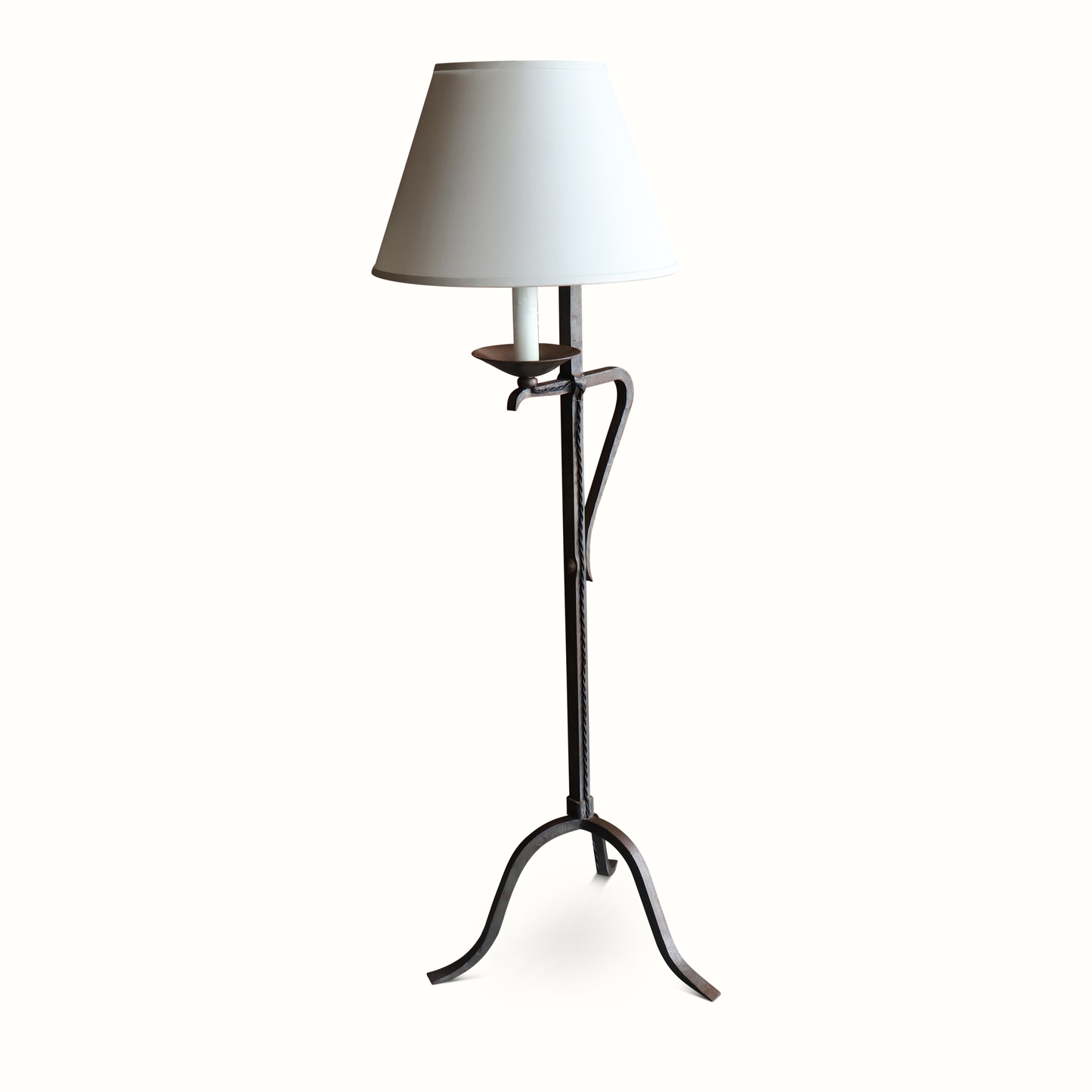 Lampadaire en fer forgé