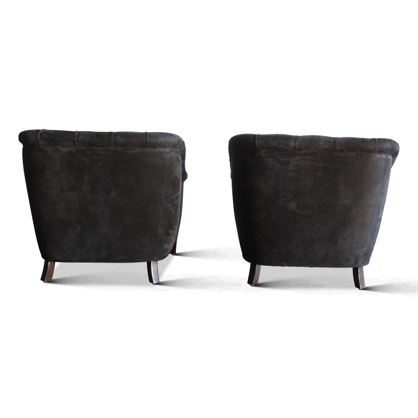 Paire de fauteuils club en cuir capitonné français des années 1940