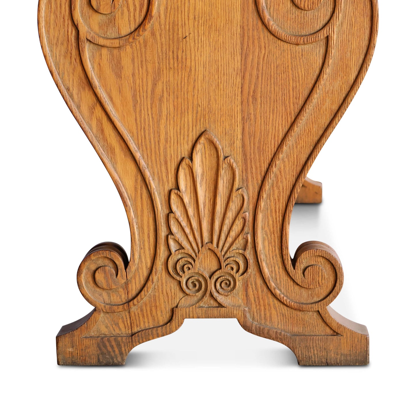 Paire de consoles vintage de style baroque, France, années 1930. Vendues à l'unité.