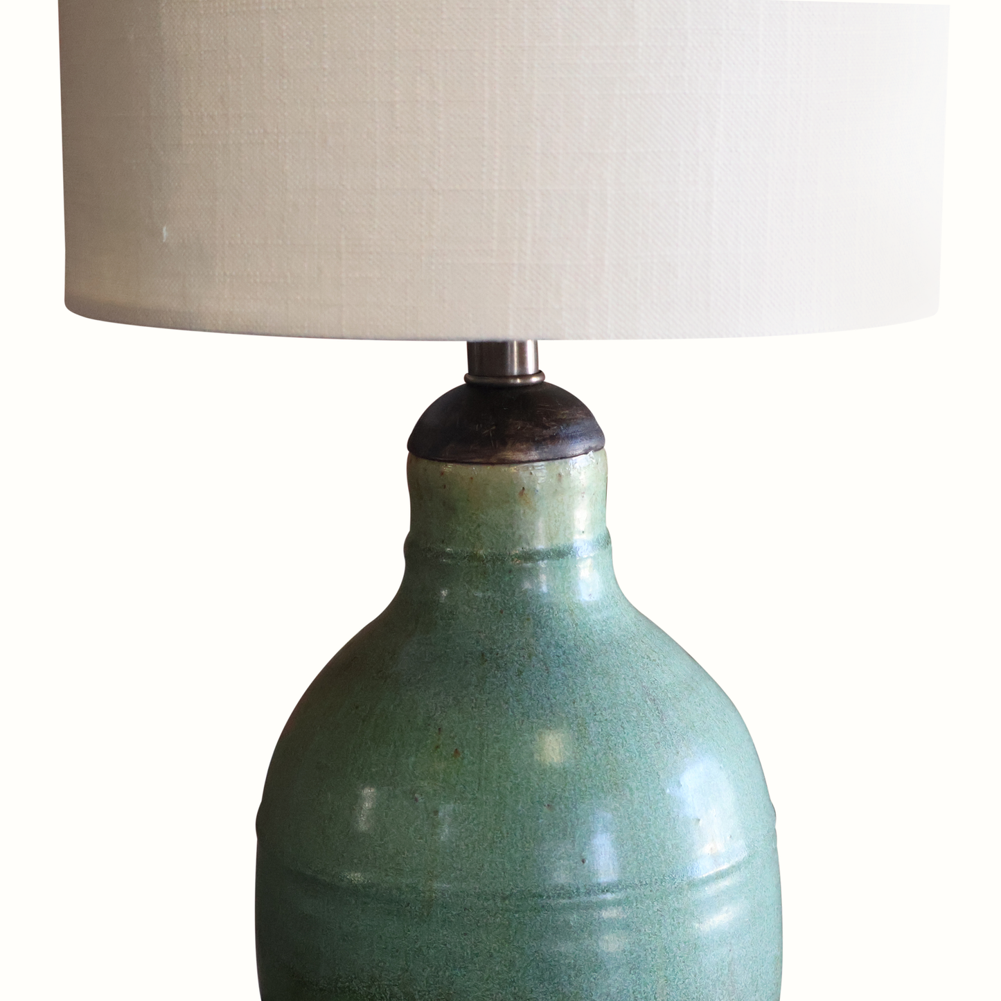 Lampe de poterie d'atelier en céramique