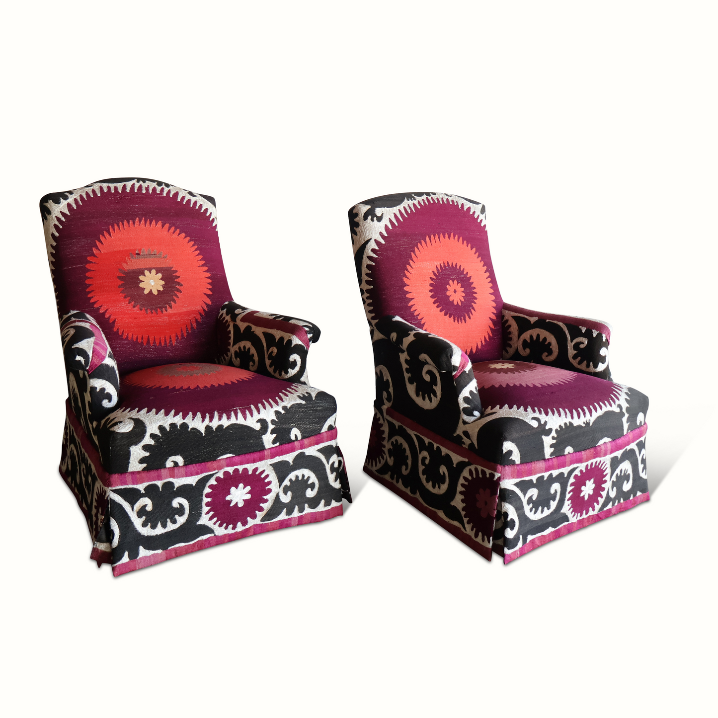 Paire de chaises Napoléon III tapissées Suzani