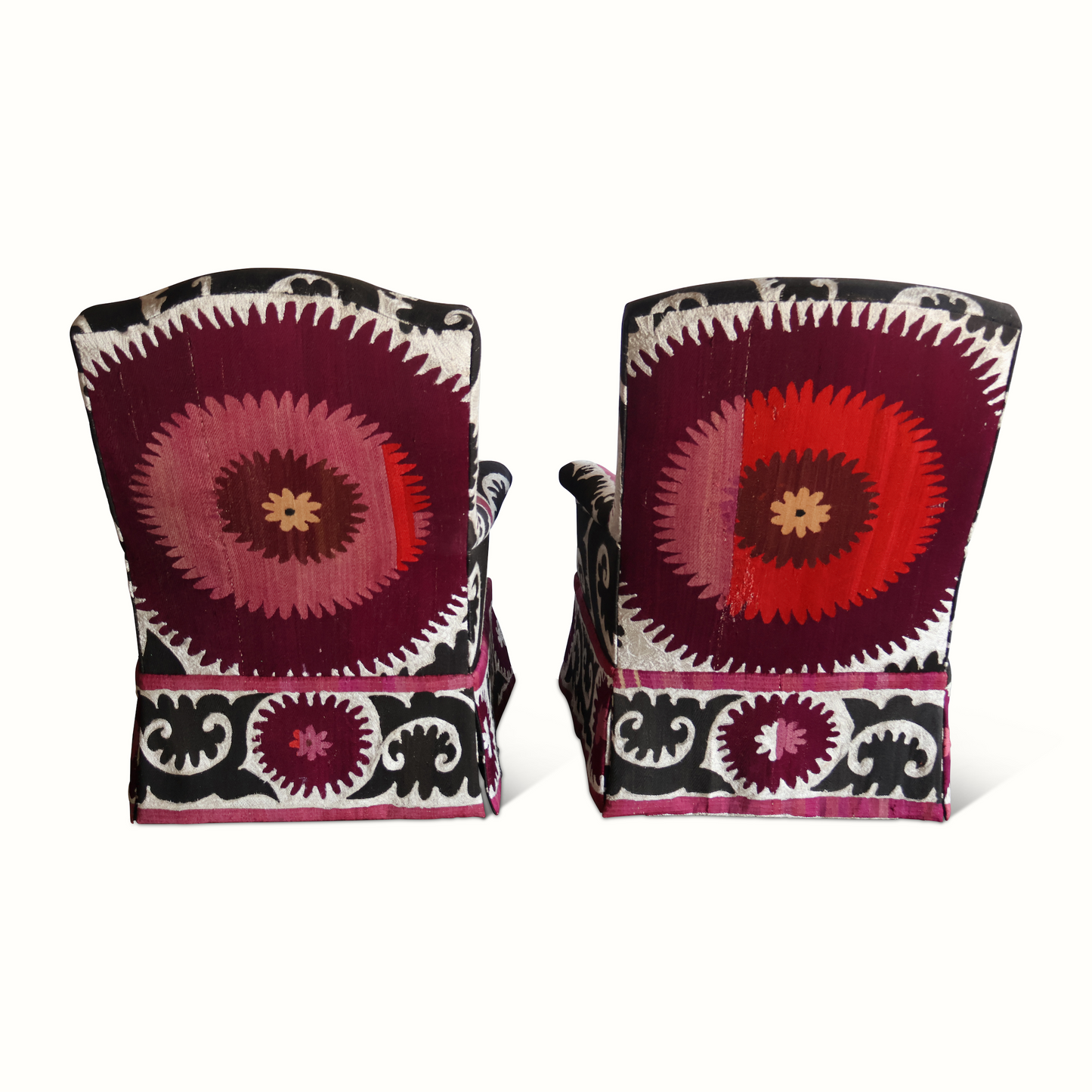 Paire de chaises Napoléon III tapissées Suzani