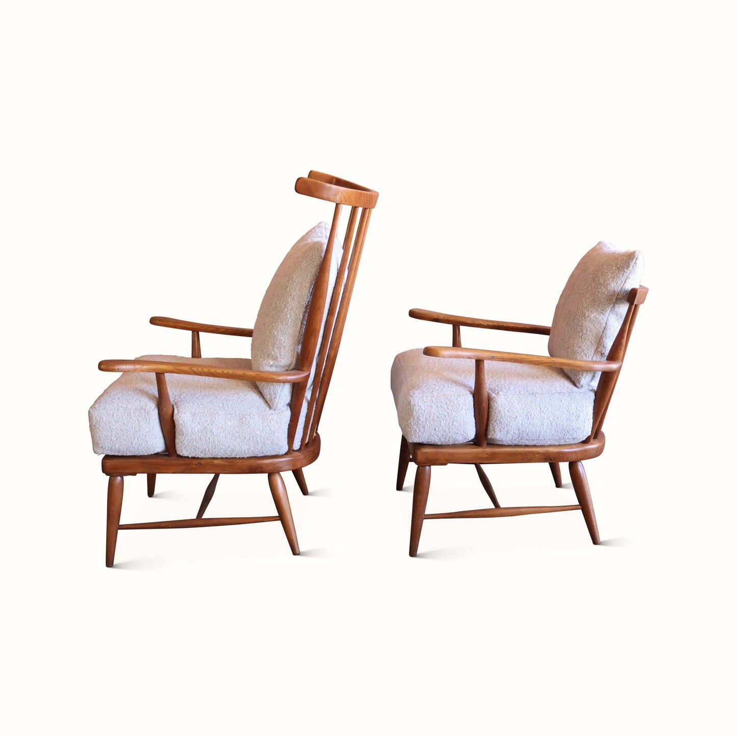 Paire de fauteuils en chêne pour elle et lui, France, années 1950