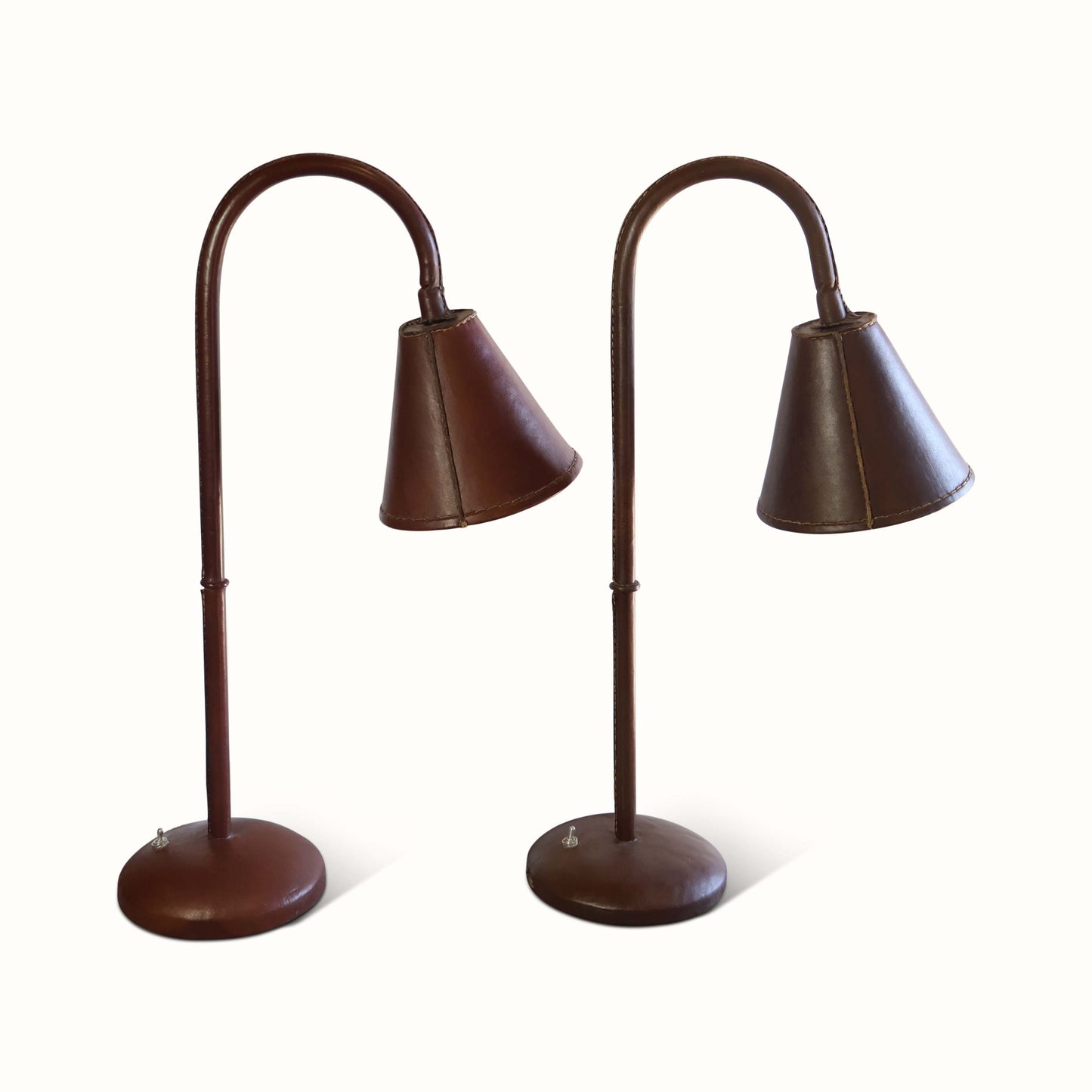 Lampes de table en cuir par Valenti