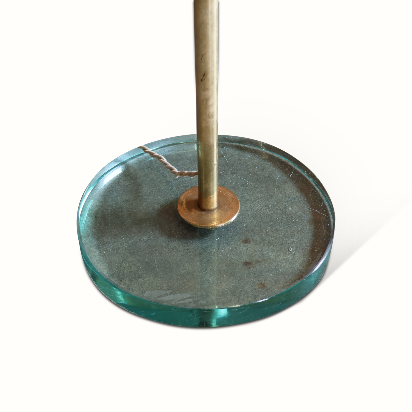 Lampadaire en laiton sur base en verre
