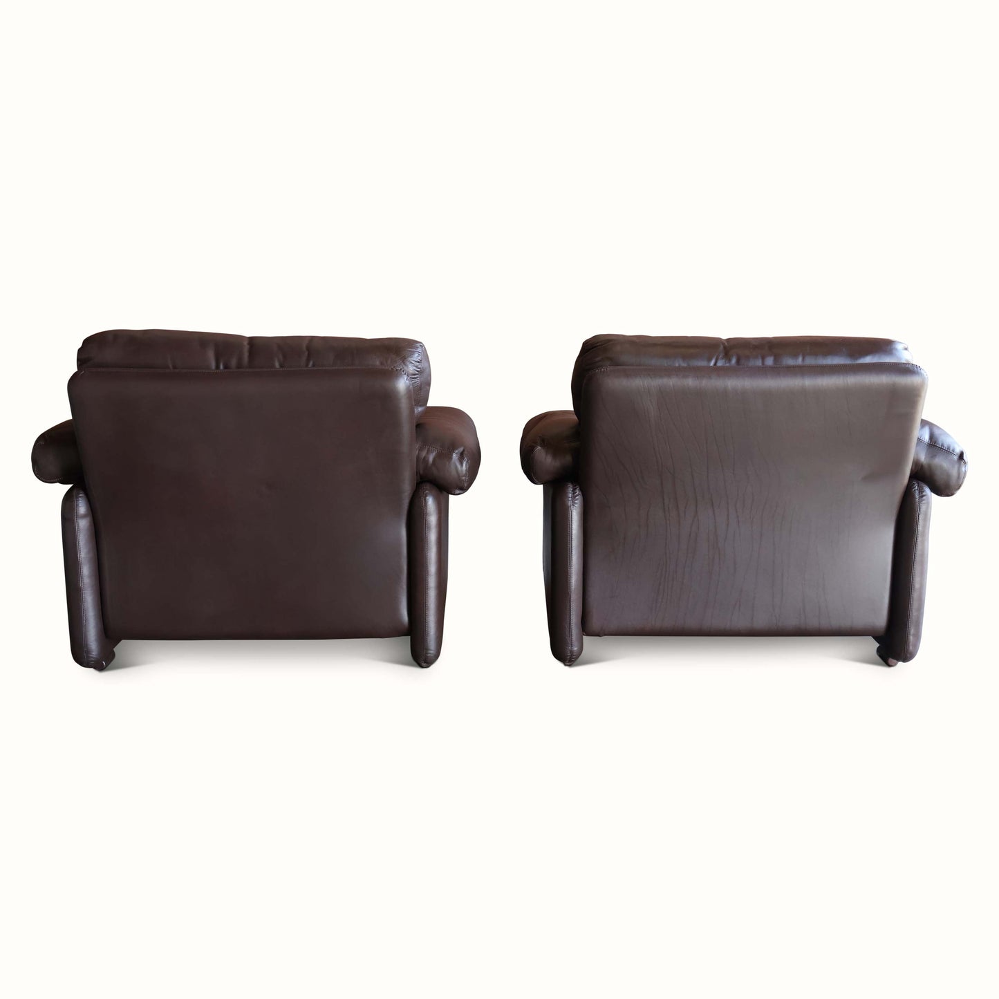 Paire de chaises en cuir par Tobia Scarpa pour B&B Italia