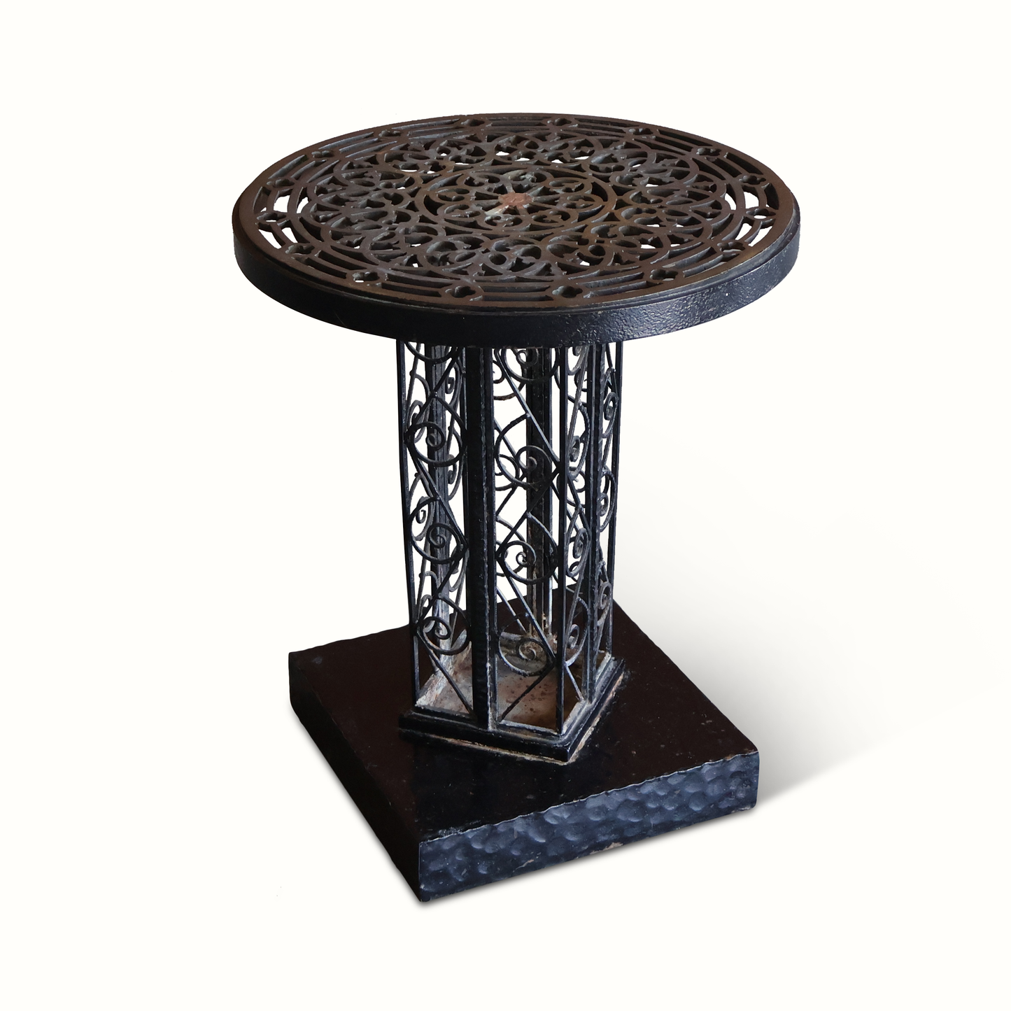 Table d'appoint en fer français des années 1930
