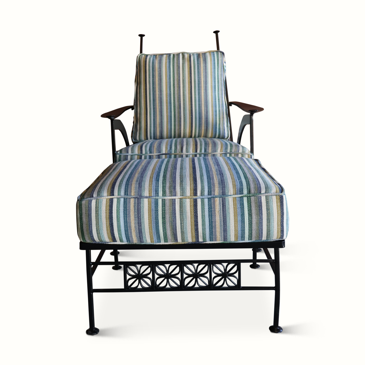 Fauteuil et ottoman en fer par John Salterini