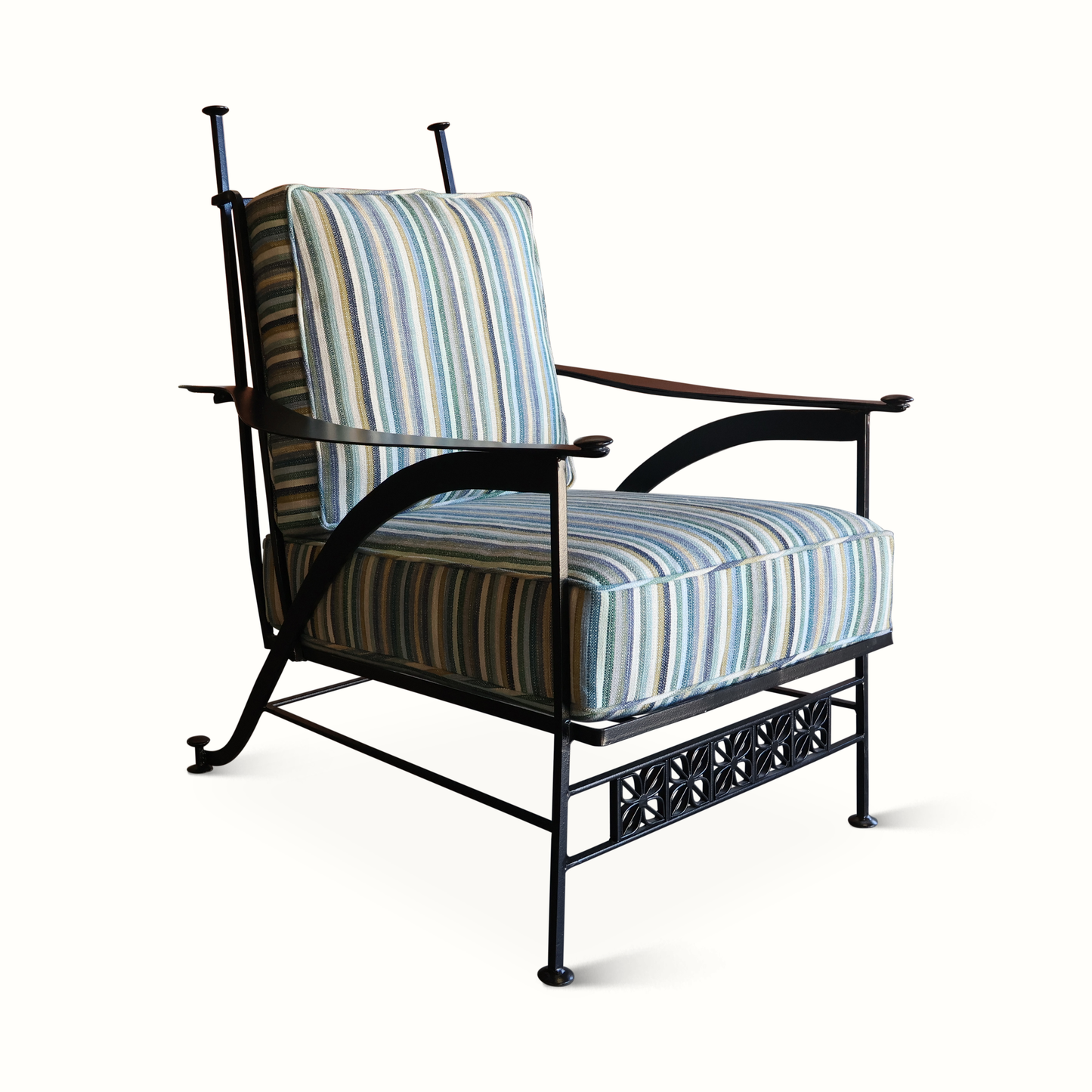 Fauteuil et ottoman en fer par John Salterini