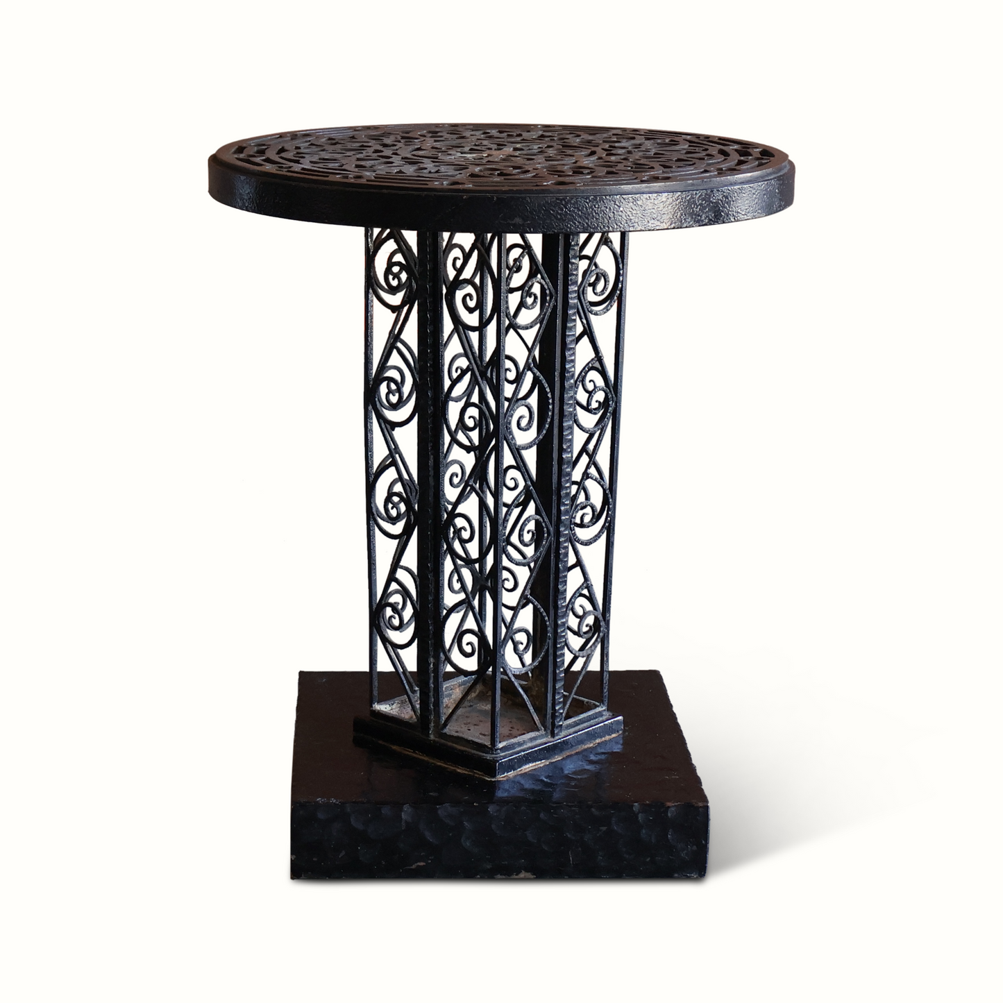 Table d'appoint en fer français des années 1930