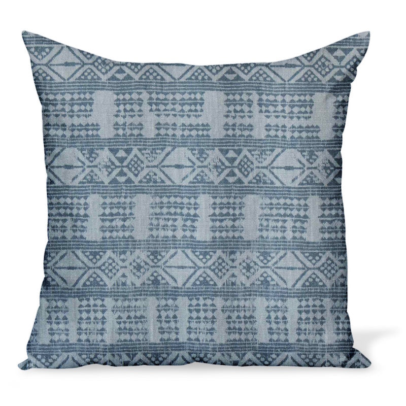 Coussin Addis in Mist/Blue de Peter Dunham Textiles