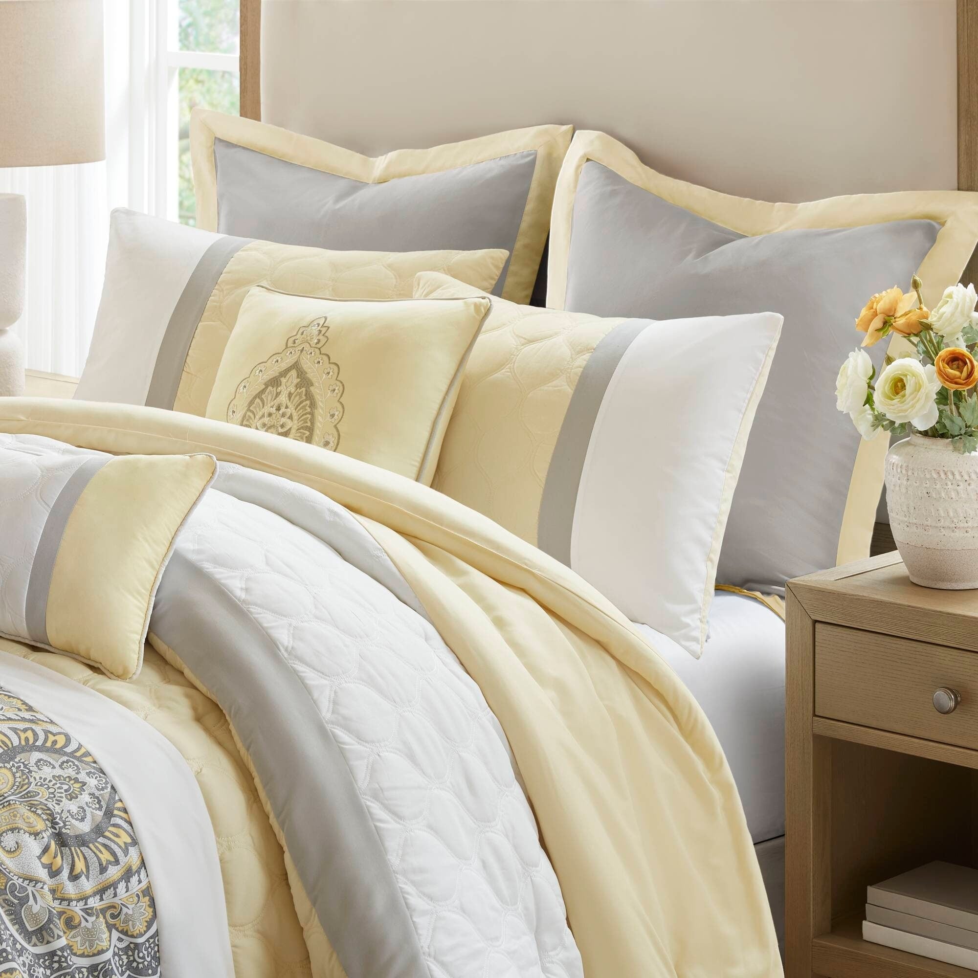 510 Design Josefina 8 Piece Comforter Set