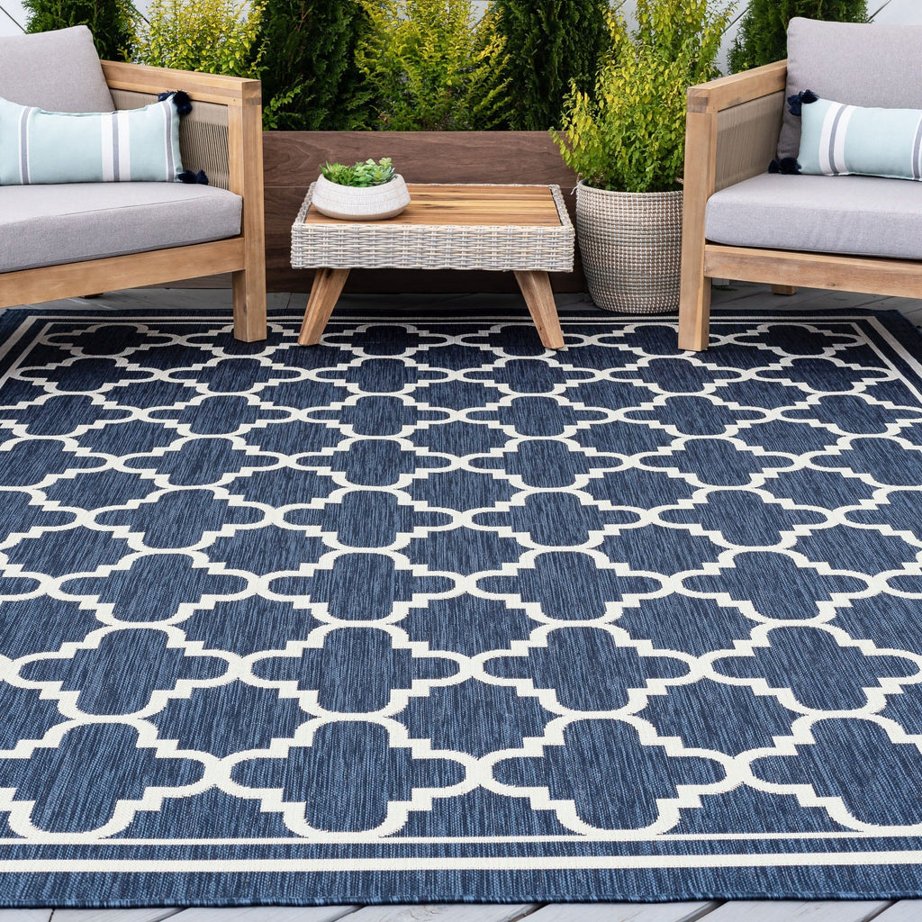 Exo Coastal Geometric Indoor/Outdoor Area Rug