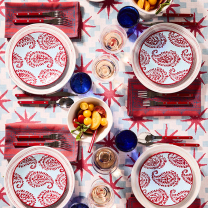 Assiette d'apéritif peinte en cachemire rouge Peter Dunham + Hudson Grace