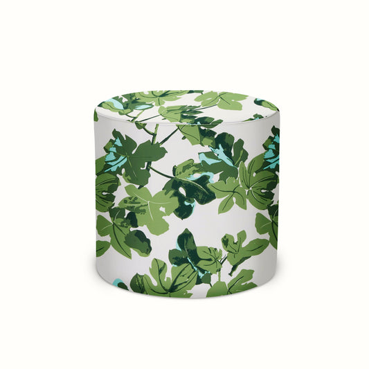 Pouf intérieur/extérieur en Peter Dunham Textiles, motif feuille de figue original sur fond blanc