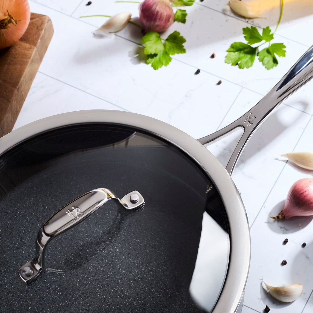 Batterie de cuisine antiadhésive en aluminium et céramique Henckels Capri Ceramic, 11 pièces - Gris