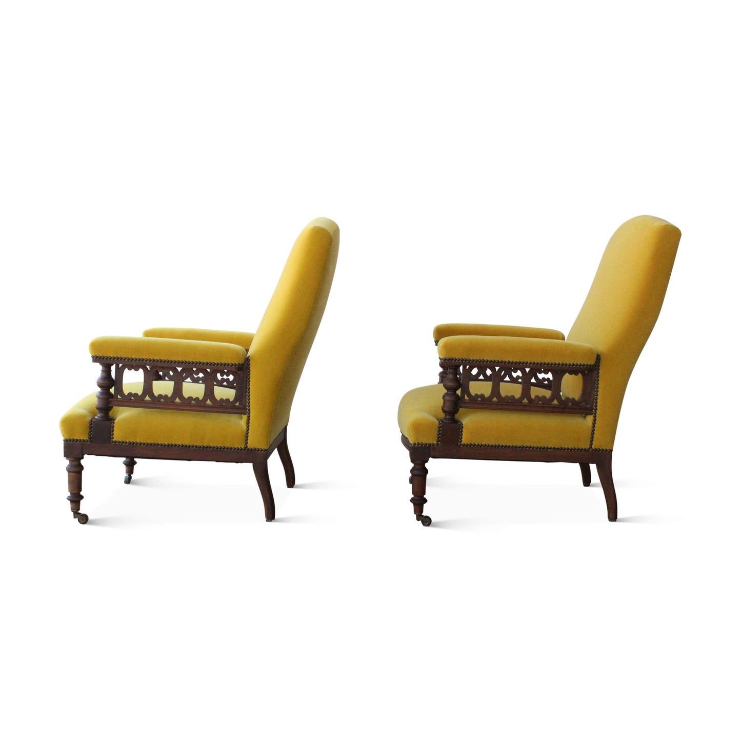 Paire de fauteuils anciens en mohair jaune, France, fin du XIXe siècle