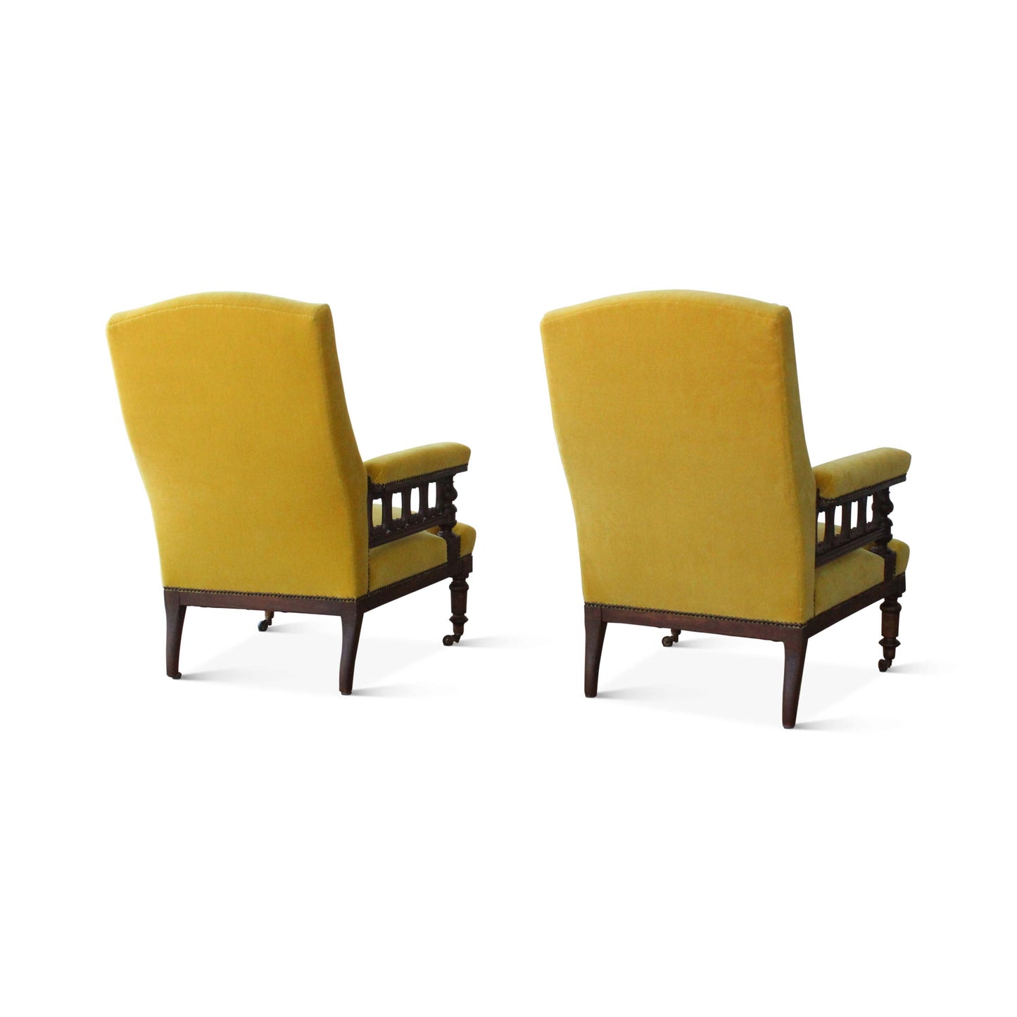 Paire de fauteuils anciens en mohair jaune, France, fin du XIXe siècle