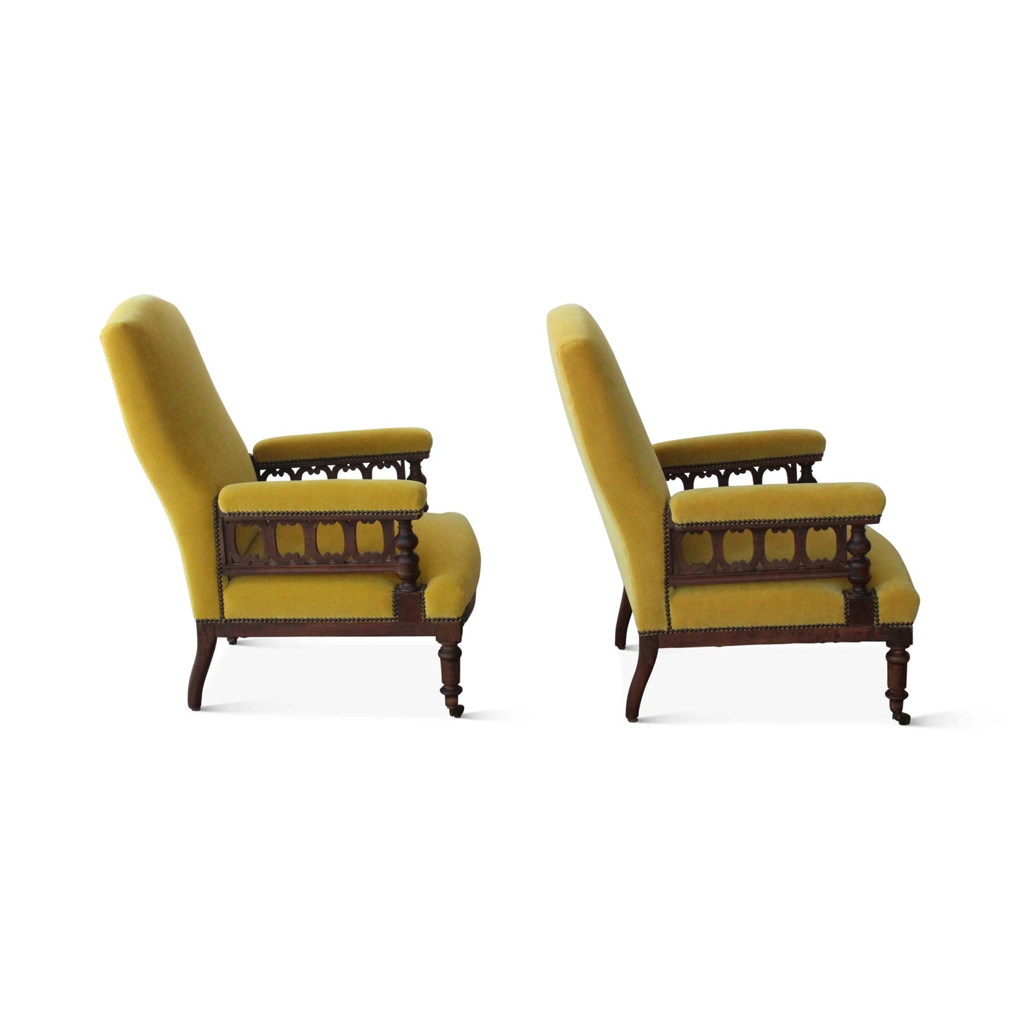 Paire de fauteuils anciens en mohair jaune, France, fin du XIXe siècle