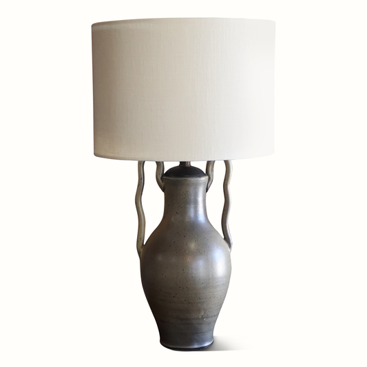 Lampe de poterie d'atelier en céramique