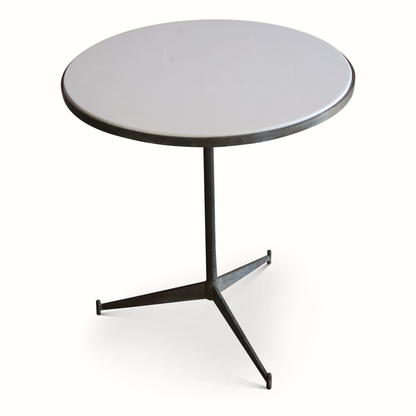 Table à cigarettes par Paul McCobb pour Directional