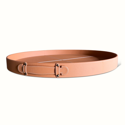 Plateau rond en cuir cousu bleu et selle