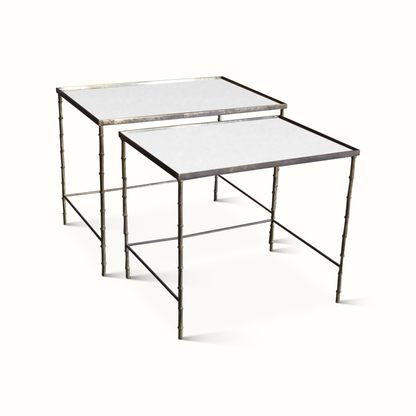 Tables gigognes en laiton et miroir antique