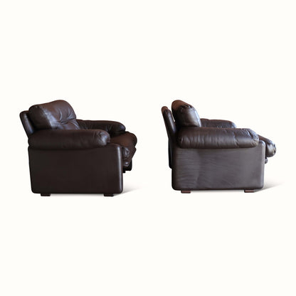 Paire de chaises en cuir par Tobia Scarpa pour B&amp;B Italia 
