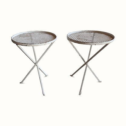 Table d'appoint en métal perforé Mathieu Mategot