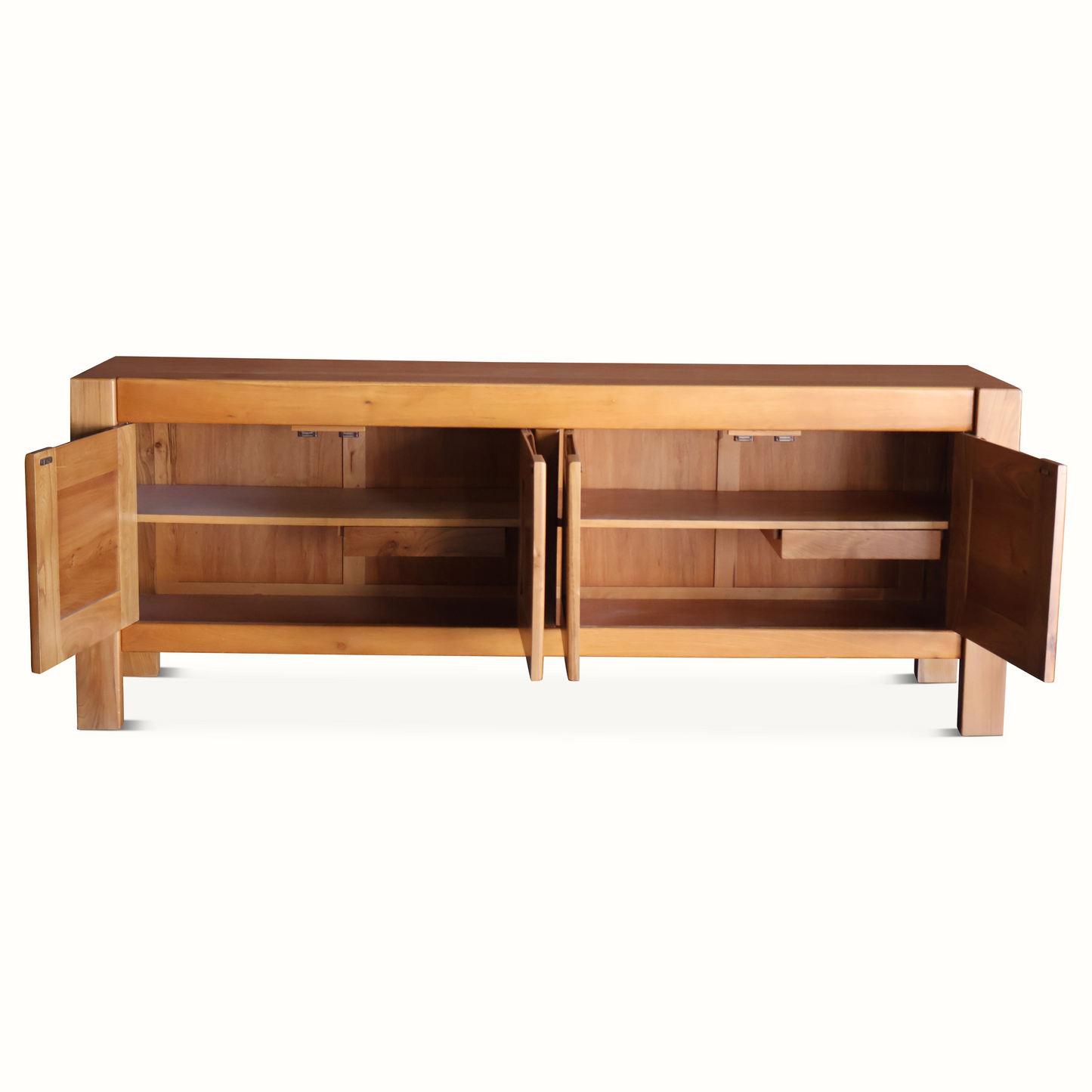 Buffet en orme massif par Maison Regain