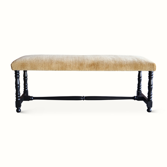 Banc Mamounia en tapis de soie ocre