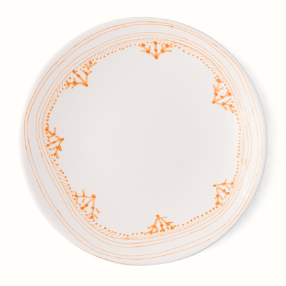 Assiette à dîner peinte à bordure orange Grace Fez de Peter Dunham + Hudson