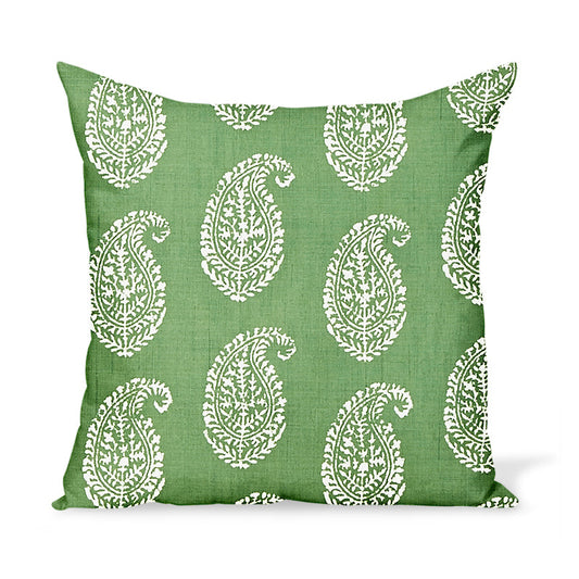 Coussin d'extérieur à motif cachemire vert Peter Dunham Textiles