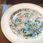 Service de table en porcelaine fine Morris Garden de STP Goods, 24 pièces pour 6 personnes